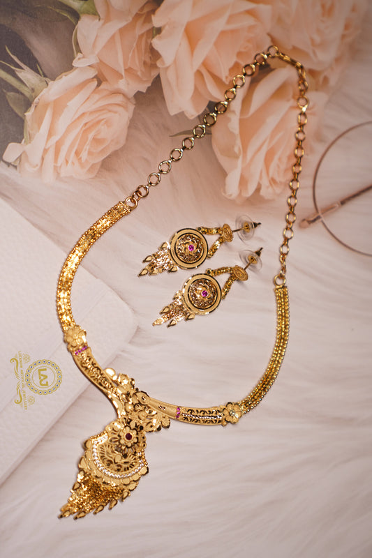 TURQUOISE NACKLACE SET - LOOK LIKE GOLD