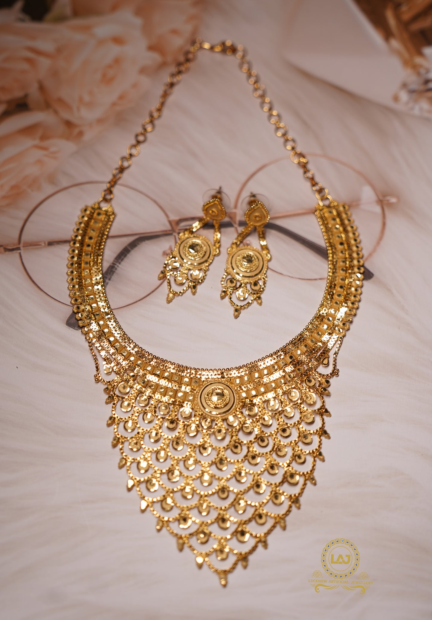 TURQUOISE NECKLACE SET - LOOK LIKE GOLD
