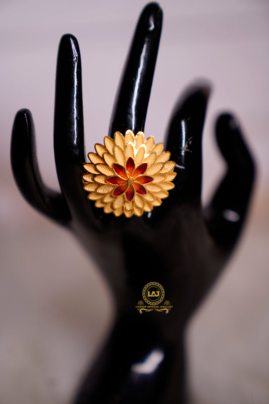 FLOWER RING - LOOK LIKE GOLD